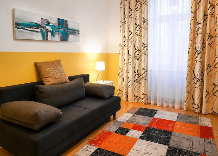 Apartment 2 Bedroom For 6 Near Augarten, Donaukanal&u2 Taborstraße Wien