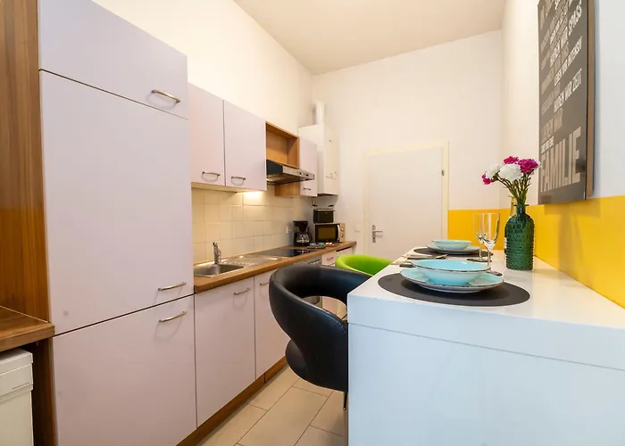 2 Bedroom For 6 Near Augarten, Donaukanal&u2 Taborstraße Apartment Wien