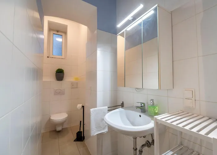 Apartment 2 Bedroom For 6 Near Augarten, Donaukanal&u2 Taborstraße Wien