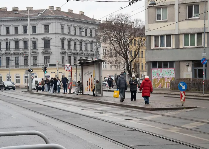 2 Bedroom For 6 Near Augarten, Donaukanal&u2 Taborstraße *